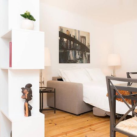 Beautiful Studio In Historic Alfama Lisboa Szoba fotó