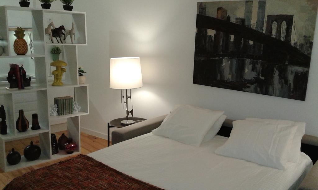 Beautiful Studio In Historic Alfama Lisboa Szoba fotó